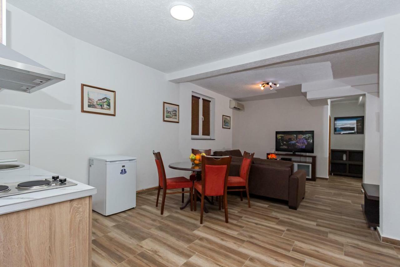 Upper Gate Apartments أوهغيد المظهر الخارجي الصورة
