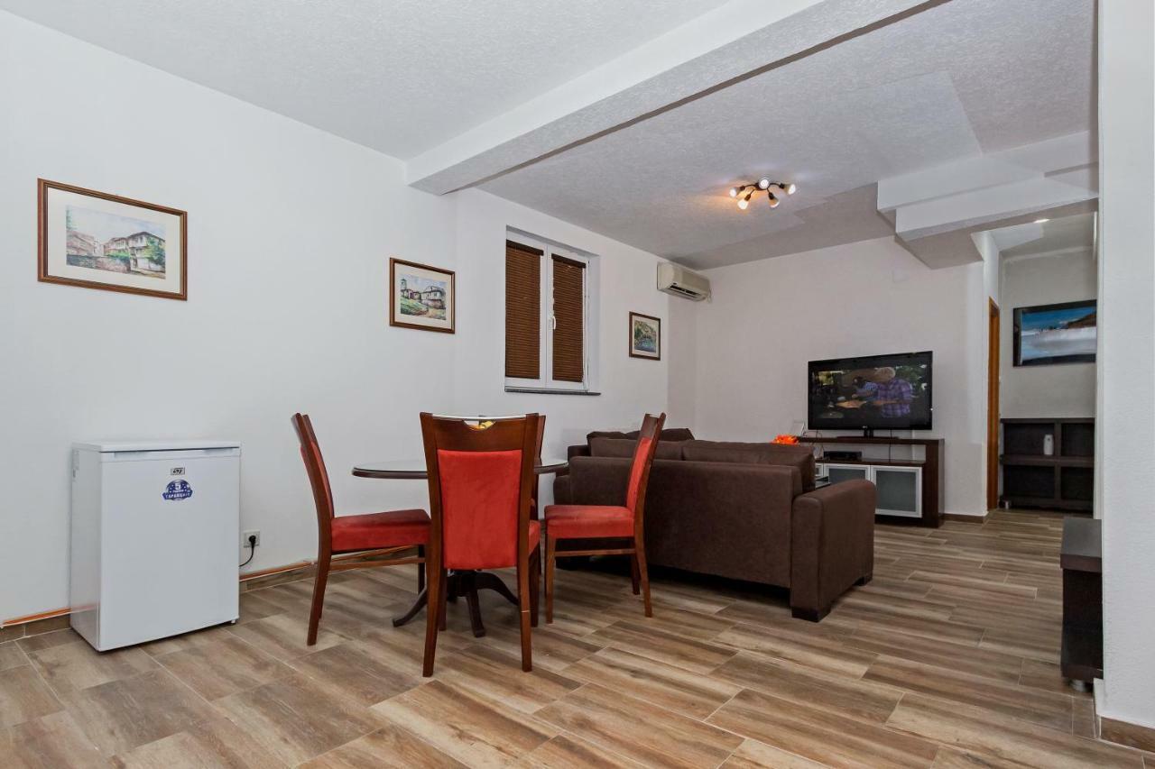 Upper Gate Apartments أوهغيد المظهر الخارجي الصورة